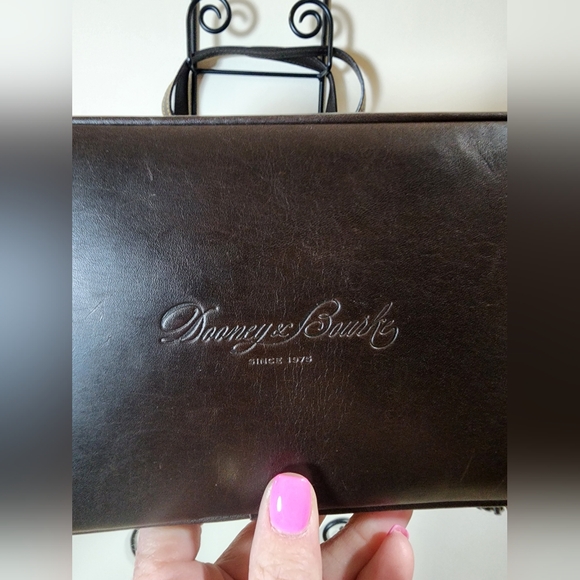 Dooney And Bourke Leather Croc Embossed Chocolate Shoulder Tote Purse Coin Pouch - Picture 5 of 14